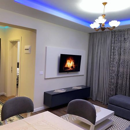 Komatas Modern Apartments In Bllok Area Τίρανα Εξωτερικό φωτογραφία