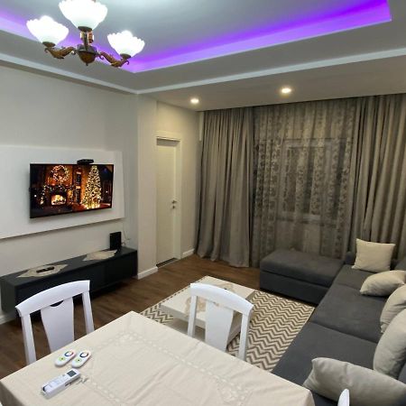 Komatas Modern Apartments In Bllok Area Τίρανα Εξωτερικό φωτογραφία
