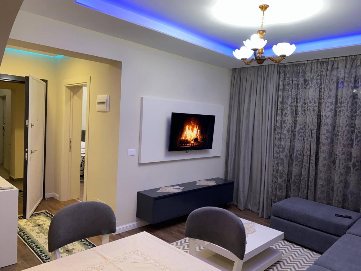 Komatas Modern Apartments In Bllok Area Τίρανα Εξωτερικό φωτογραφία