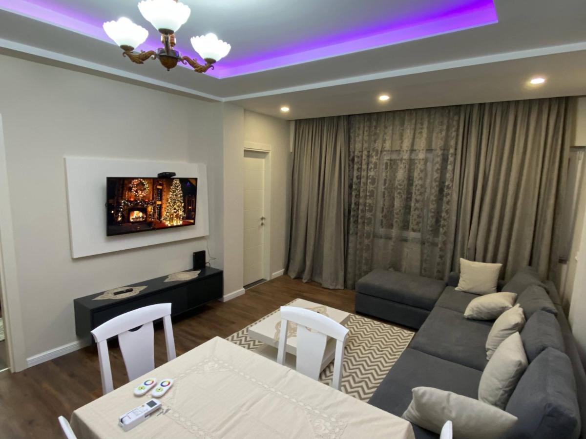 Komatas Modern Apartments In Bllok Area Τίρανα Εξωτερικό φωτογραφία
